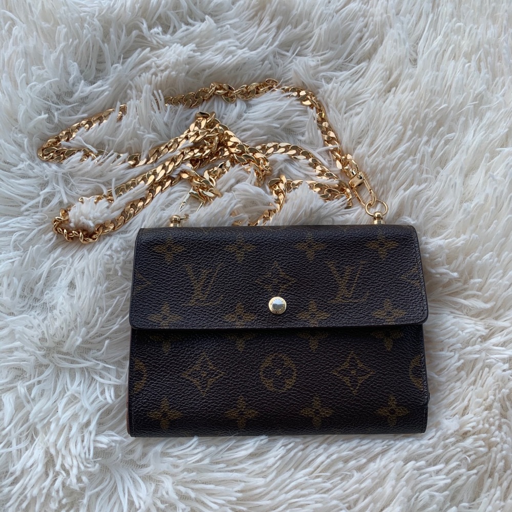 AUTHENTIC LOUIS VUITTON WOC 🤎
